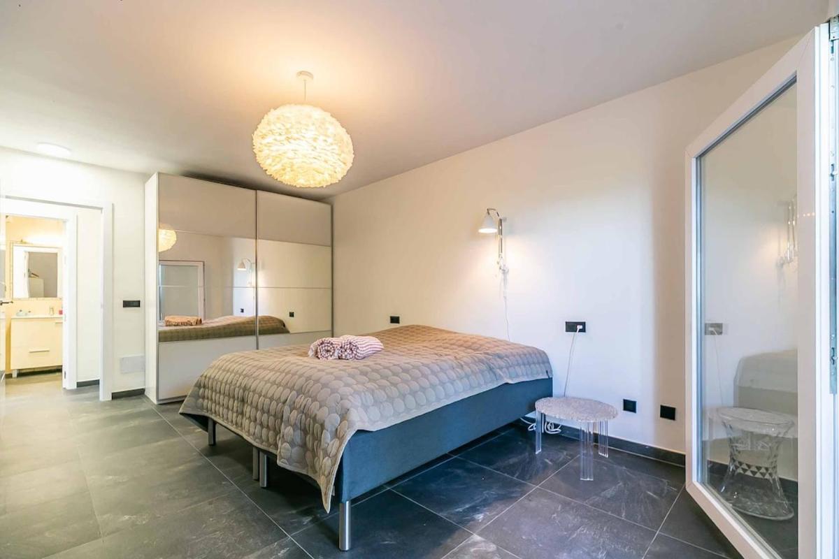 129 - Stunning Townhouse With Private Pool & Views, Benalmádena